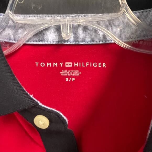 Tommy Hilfiger Mens Size Small Classic Red Short Sleeve Polo Shirt Preppy - Picture 2 of 4